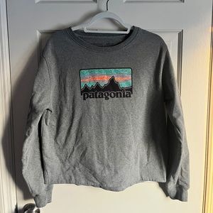 crewneck